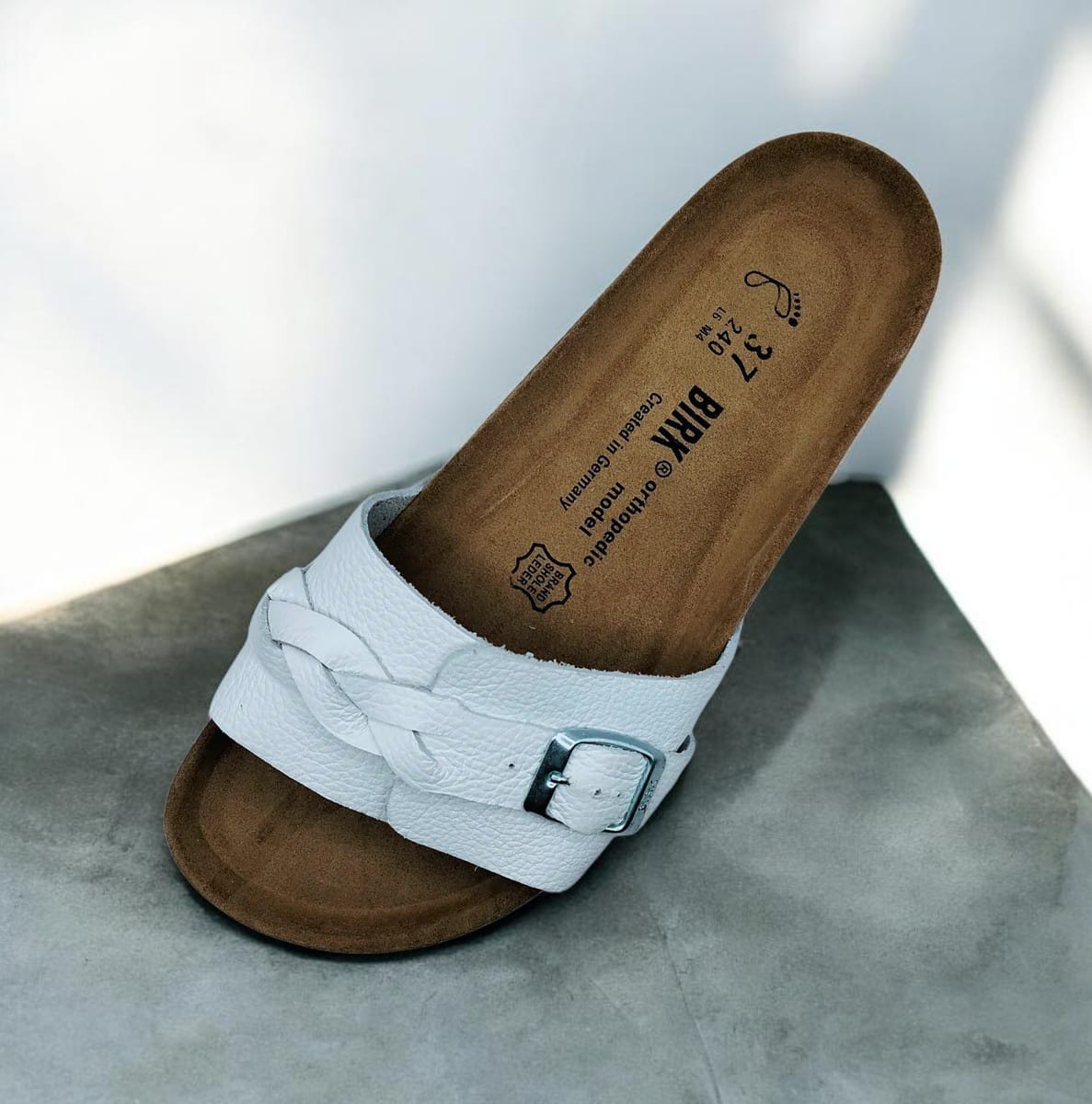 OITA CUIR BLANC