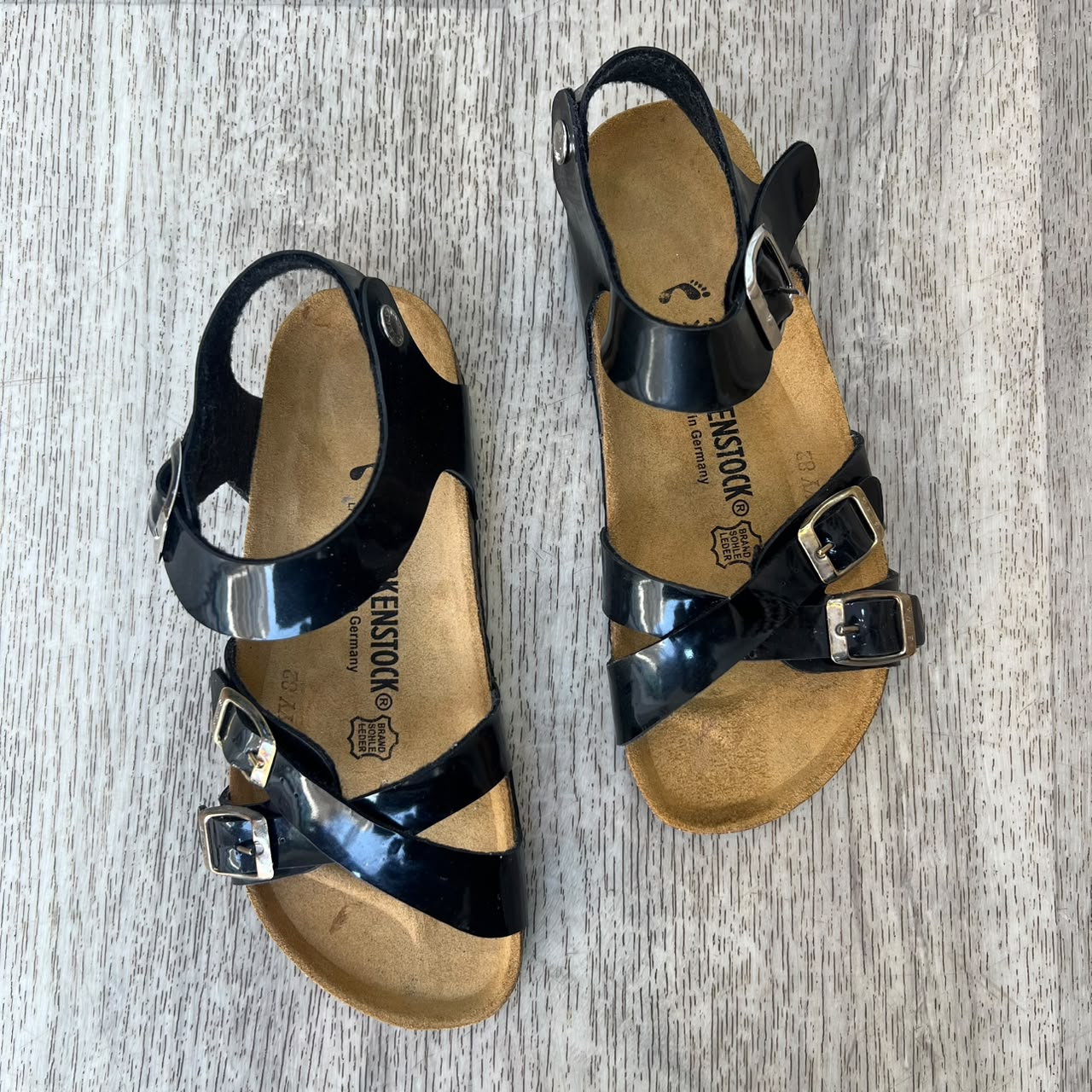 KUMBA NOIR VERNIS